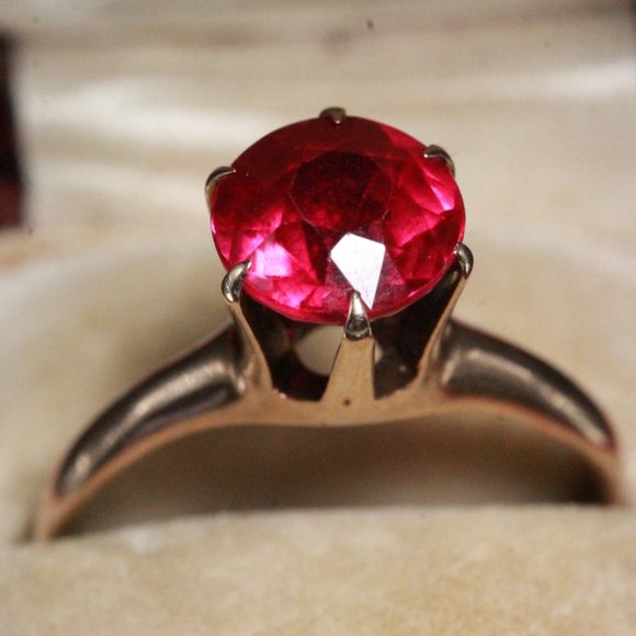 ANTIQUE OTSBY & BARTON BELCHER 2.3 CTW SYNTHETIC RUBY 10k GOLD CLAW PRONGS RING - Picture 8 of 8